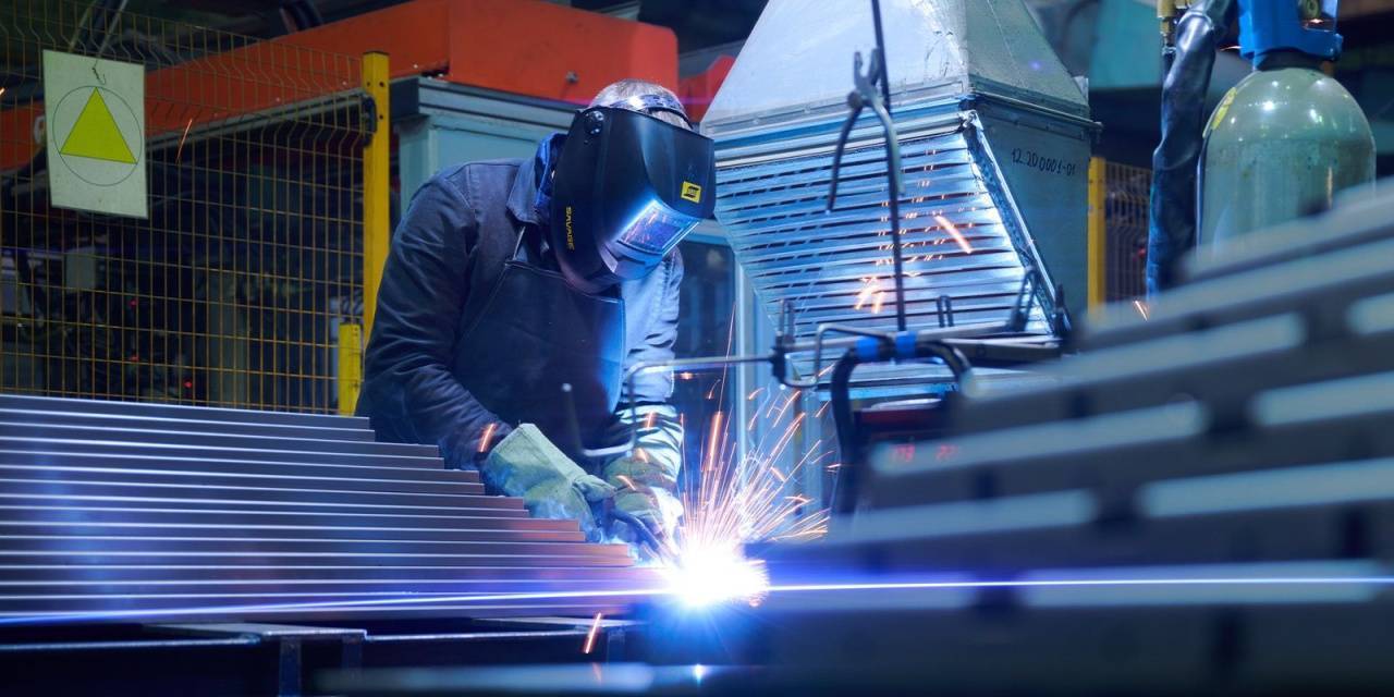 Карачаровский механический завод за 12 месяцев увеличил производство лифтов на 45%