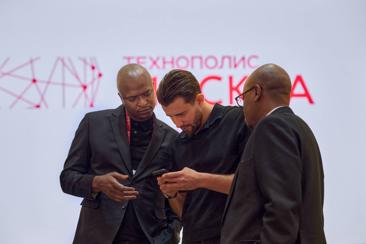 Представители из 9 стран посетили высокотехнологичные предприятия ОЭЗ «Технополис Москва»