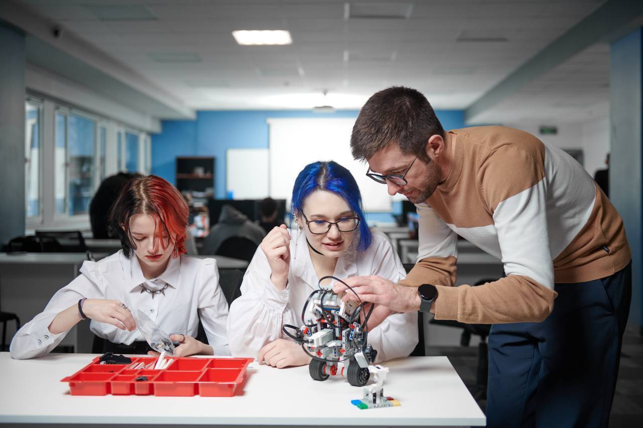 75 студентов НИУ МИЭТ прошли стажировку в Китае