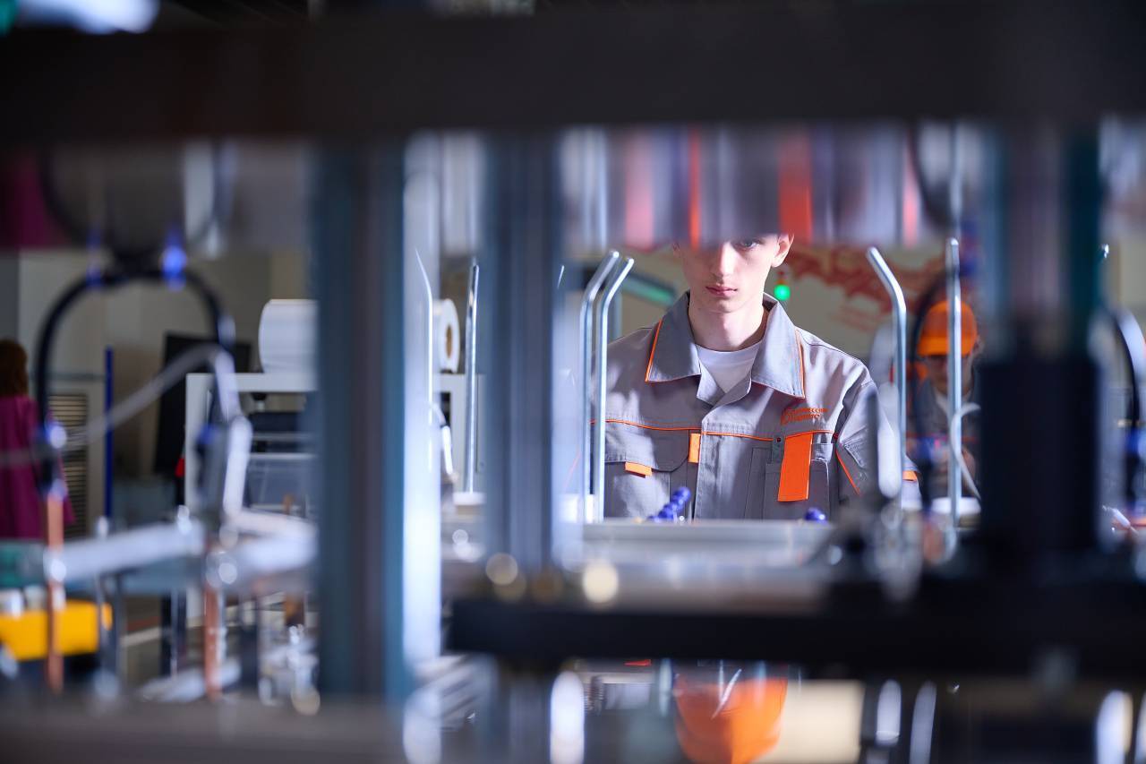 Физика, химия и логика: в ОЭЗ Москвы прошел весенний интенсив для детей