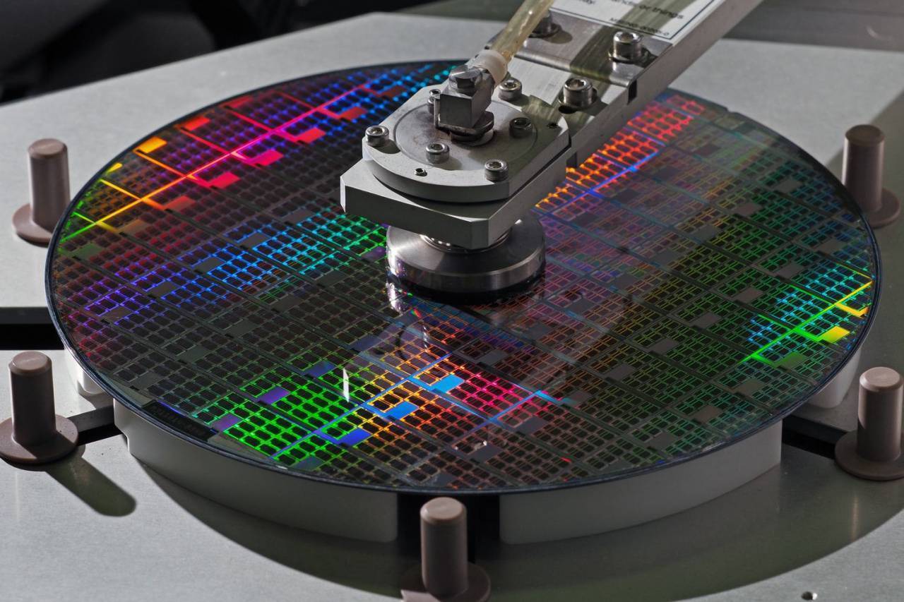 Более 110 миллиардов рублей вложили резиденты ОЭЗ «Технополис Москва» в отрасль микроэлектроники