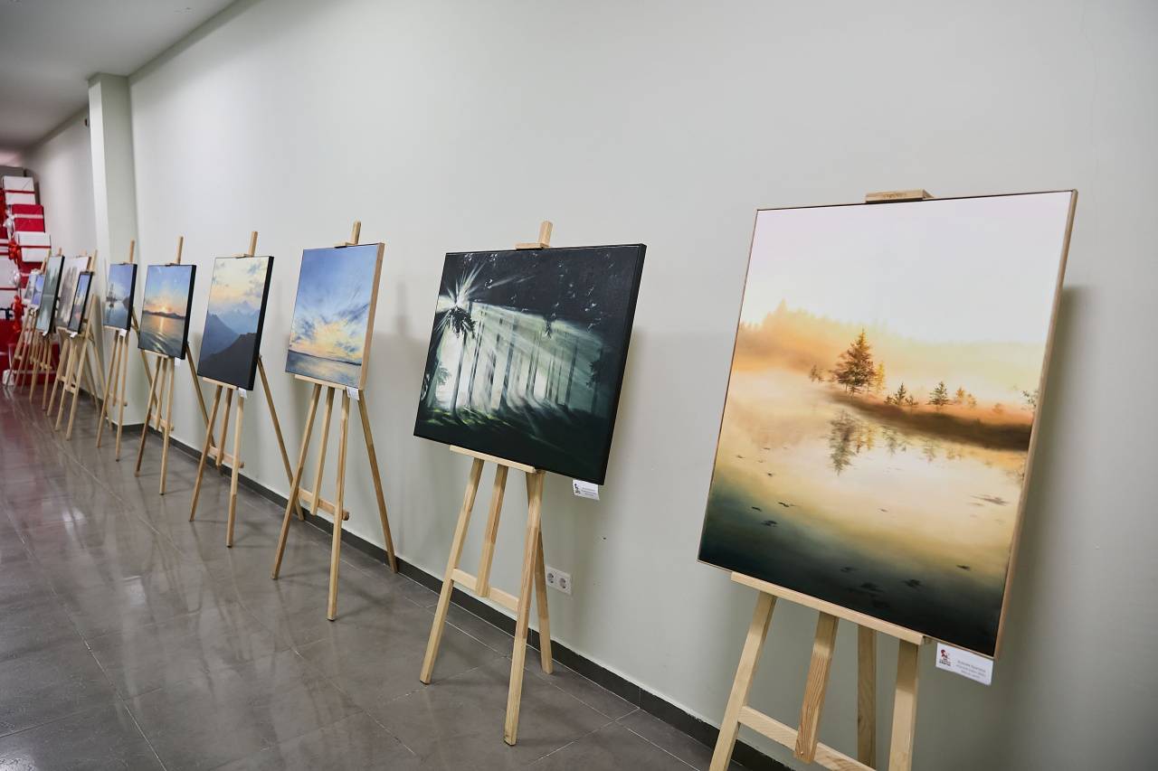 Выставка Ксении Брагиной в АДЦ «Алабушево»