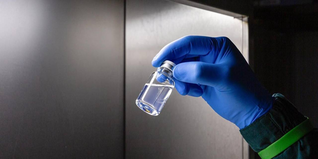 Собянин: В Москве запустили производство лекарства от 13 видов онкозаболеваний