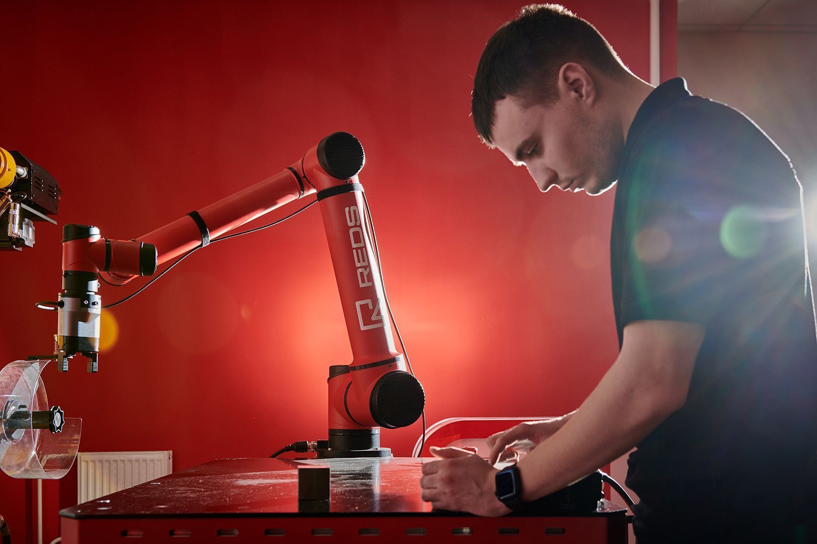 Производитель промышленных роботов наладил выпуск на площадке ОЭЗ «Технополис Москва»