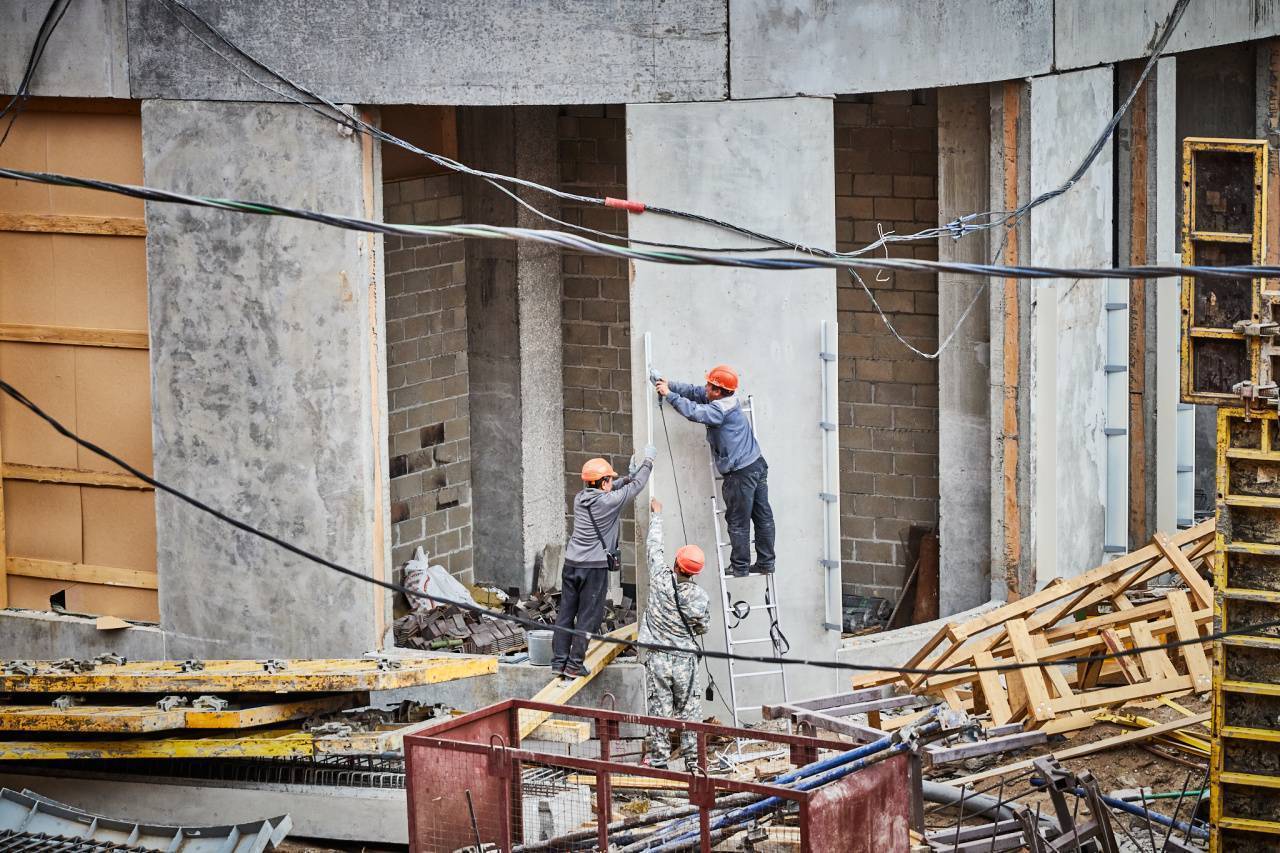 Поздравление Геннадия Дёгтева с Днем строителя